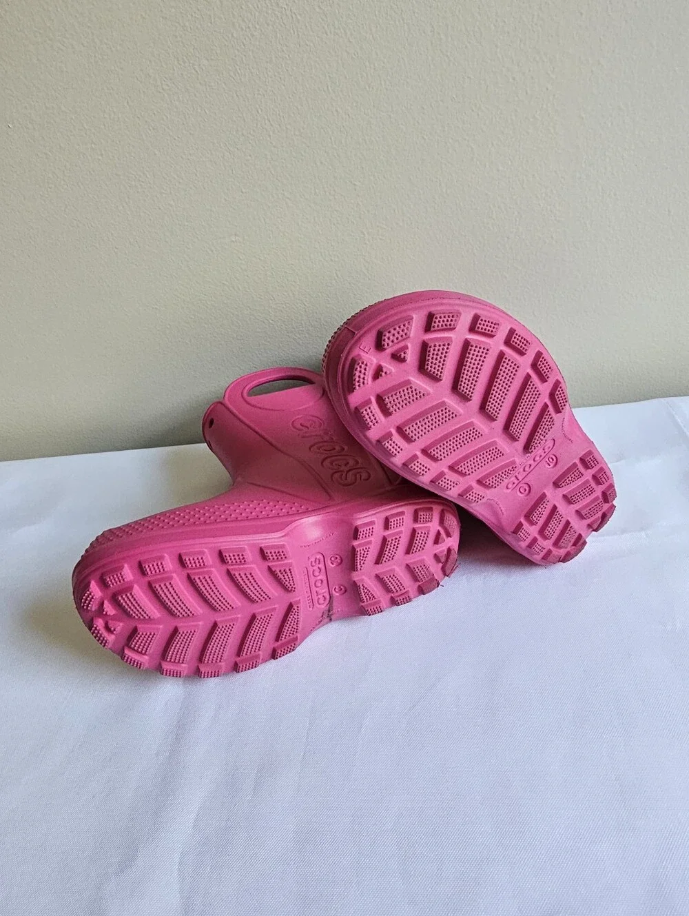 CROCS Kids Bright Pink Waterproof Rain Boots with Handles